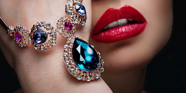 What Is Enamel Jewelry And Why One Should Buy It?